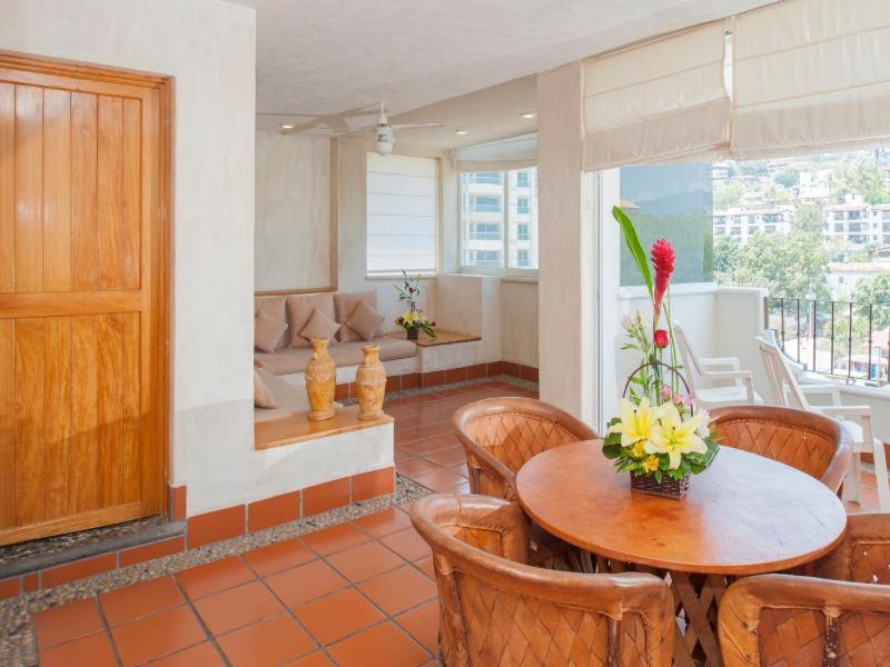Hotel Eloisa Puerto Vallarta Szoba fotó